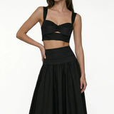 Linen Bust Detail Black Top